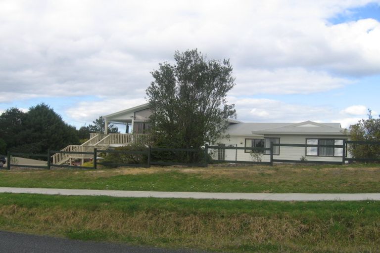 Photo of property in 21 Boundary Road, Hikurangi, 0114