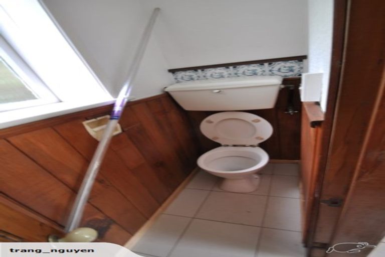 Photo of property in 140 Glenmore Street, Northland, Wellington, 6012