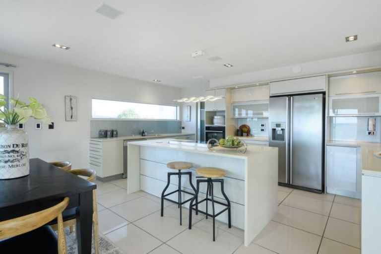 Photo of property in 1026b Papamoa Beach Road, Papamoa Beach, Papamoa, 3118