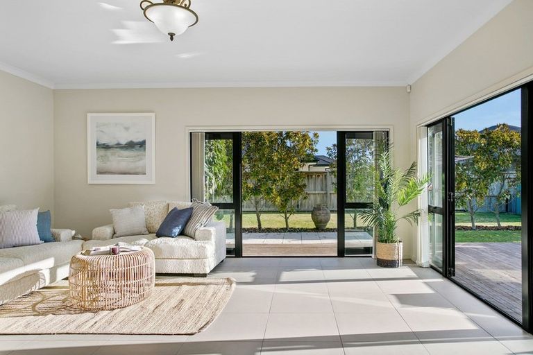 Photo of property in 8 Chateau Crescent, Rangatira Park, Taupo, 3330