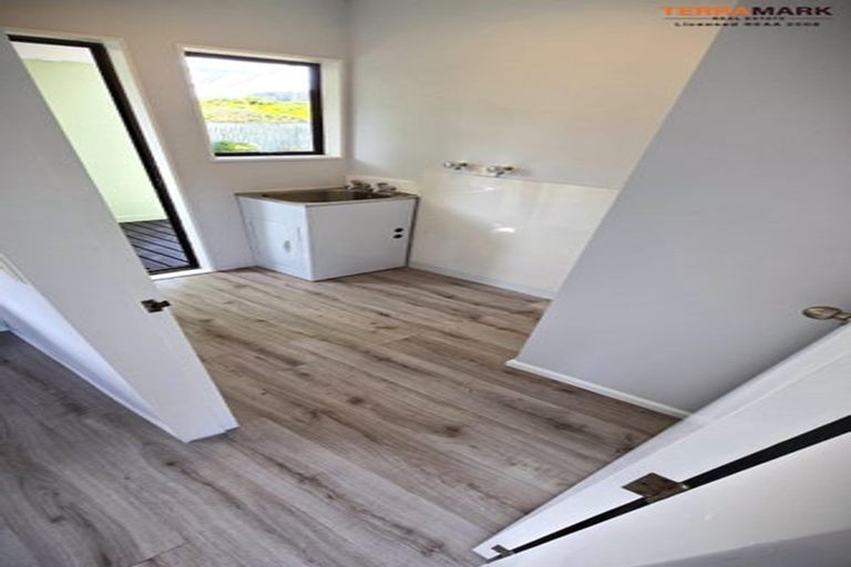 Photo of property in 40 Simcox Street, Otaki Beach, Otaki, 5512