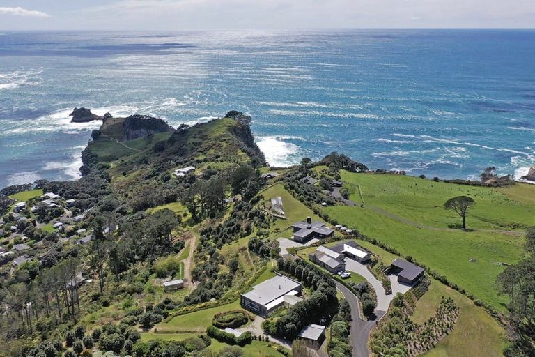 Photo of property in 97 Orchard Road, Hahei, Whitianga, 3591