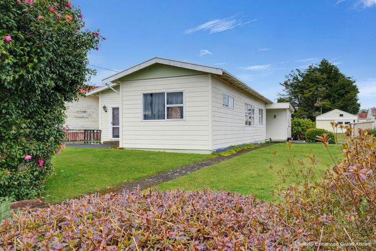Photo of property in 50 Pitt Street, Raetihi, 4632