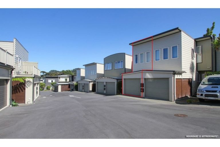 Photo of property in 3/206 Manuka Road, Bayview, Auckland, 0629