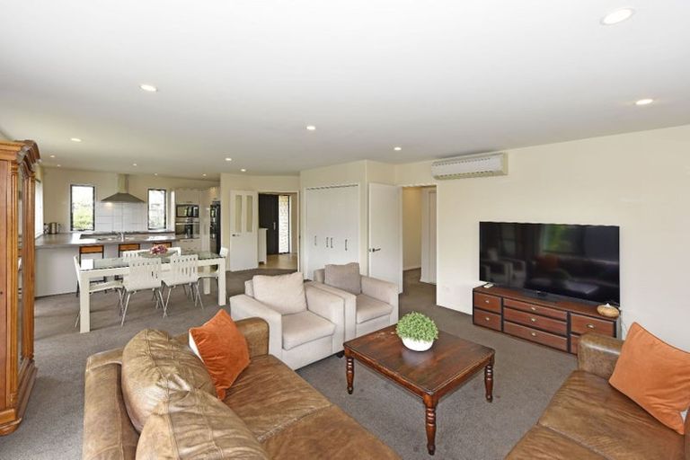 Photo of property in 6 Forbes Street, Pegasus, 7612