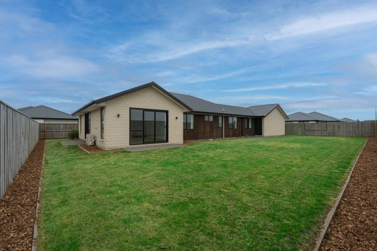 Photo of property in 57 Northmoor Boulevard, Rolleston, 7615