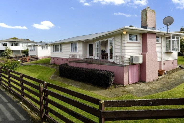 Photo of property in 21 Chadwick Road, Greerton, Tauranga, 3112