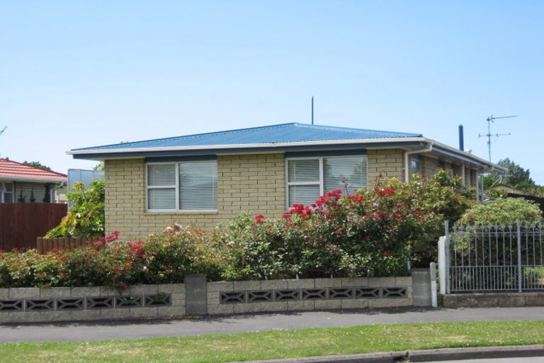Photo of property in 11 Gow Place, Woolston, Christchurch, 8062