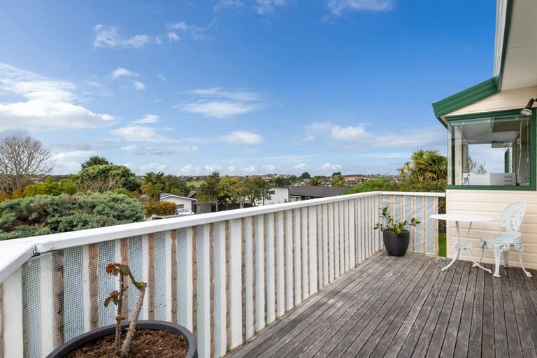 Photo of property in 1 Castaway Place, Gulf Harbour, Whangaparaoa, 0930
