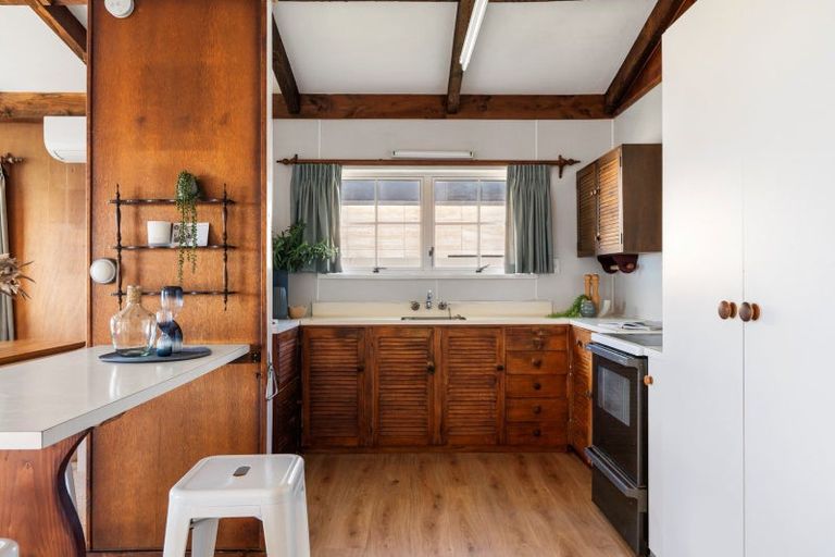 Photo of property in 75 Karewa Parade, Papamoa Beach, Papamoa, 3118