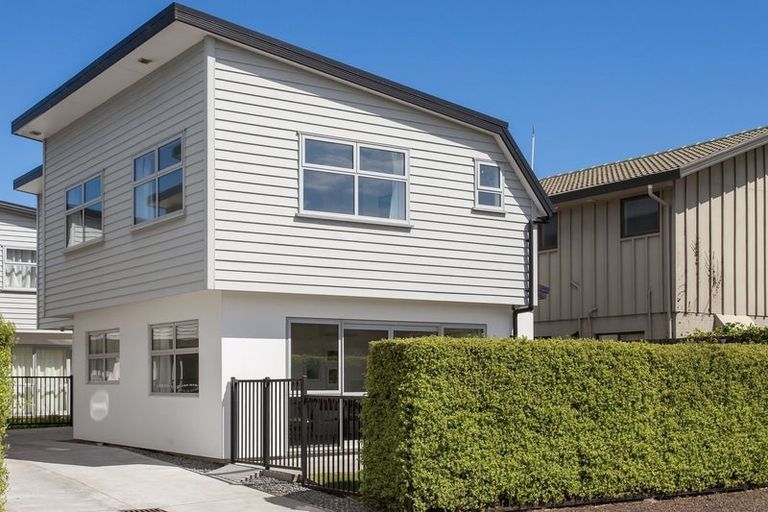 Photo of property in 4/33 Elizabeth Street, Riccarton, Christchurch, 8041