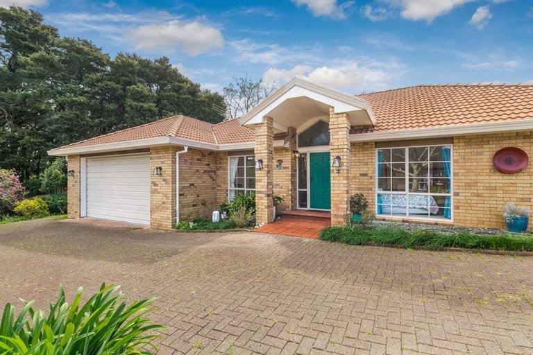 Photo of property in 54 Charles Prevost Drive, The Gardens, Auckland, 2105