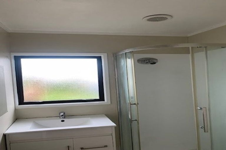 Photo of property in 1/15 Ballance Avenue, Papatoetoe, Auckland, 2104