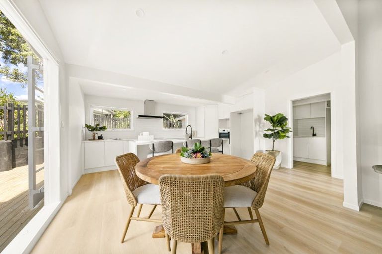 Photo of property in 16 Elliot Street, Riverhead, 0820