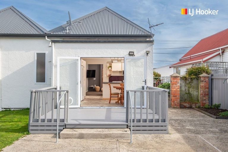 Photo of property in 47 Queens Drive, Saint Kilda, Dunedin, 9012