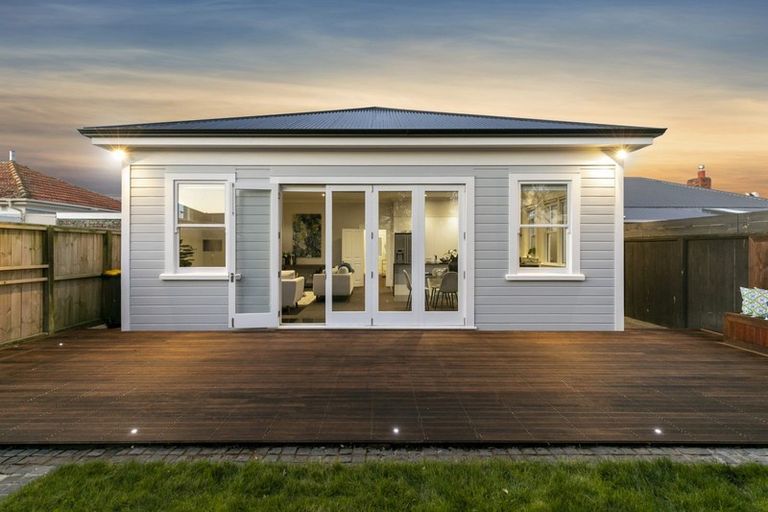Photo of property in 2 Adelaide Street, Petone, Lower Hutt, 5012