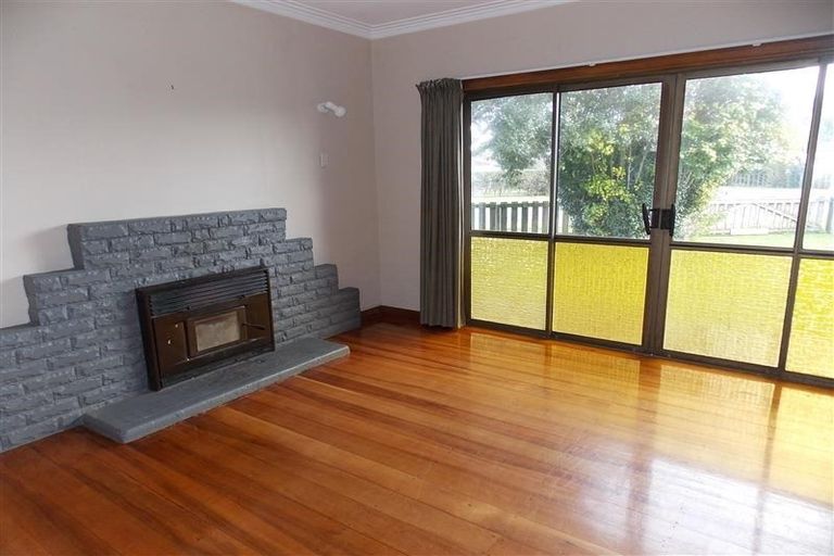 Photo of property in 36 Gloag Street, Waverley, 4510