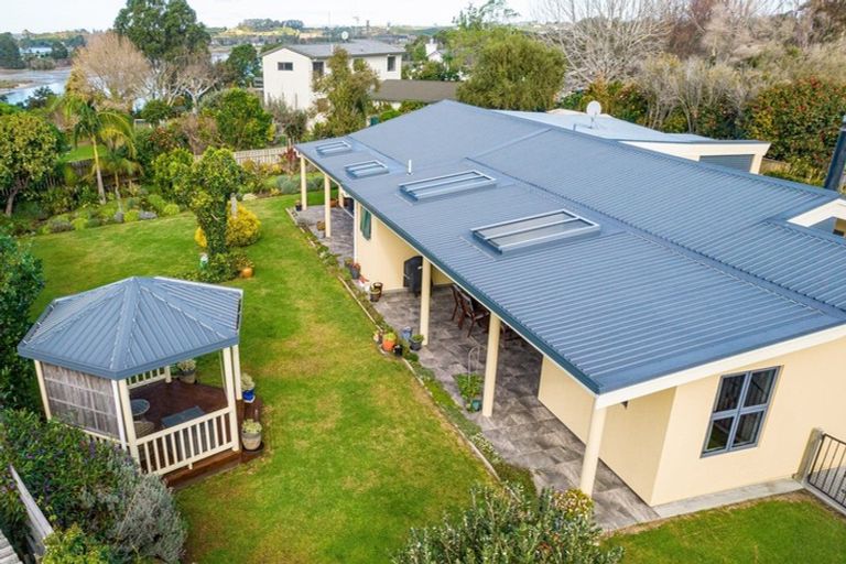 Photo of property in 216 Tanners Point Road, Tanners Point, Katikati, 3177