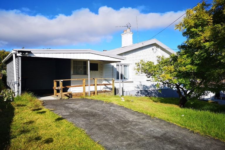 Photo of property in 85 Gardner Avenue, New Lynn, Auckland, 0600