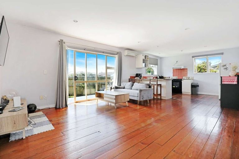 Photo of property in 87 Massey Street, Frankton, Hamilton, 3204