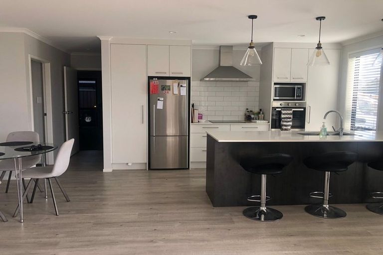 Photo of property in 5 Raynor Crescent, Pyes Pa, Tauranga, 3112