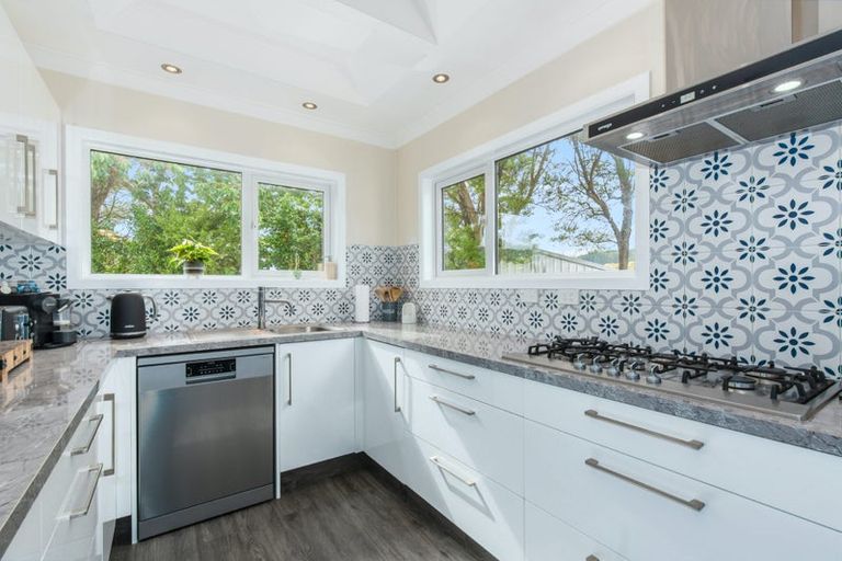 Photo of property in 41 Rata Street, Wainuiomata, Lower Hutt, 5014