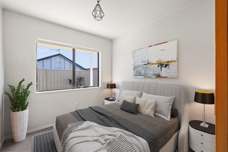 Photo of property in 8b Tukes Place, Greenmeadows, Napier, 4112