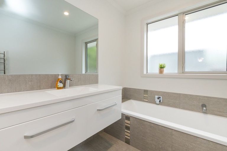 Photo of property in 64 Salisbury Street, Ashhurst, 4810