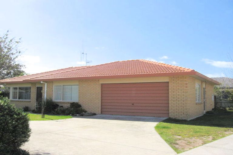 Photo of property in 3a Romana Crescent, Papamoa Beach, Papamoa, 3118