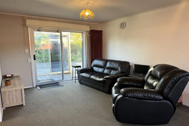 Photo of property in 3/30 Buccleugh Street, Greymouth, 7805