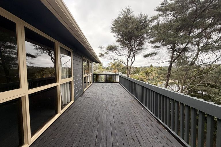 Photo of property in 55 Park Hill Road, Birkenhead, Auckland, 0626