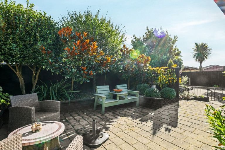 Photo of property in 2/30 Jennifer Street, Bryndwr, Christchurch, 8053