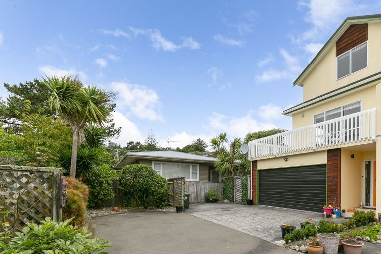 Photo of property in 4/9 Tawa Street, Tawa, Wellington, 5028