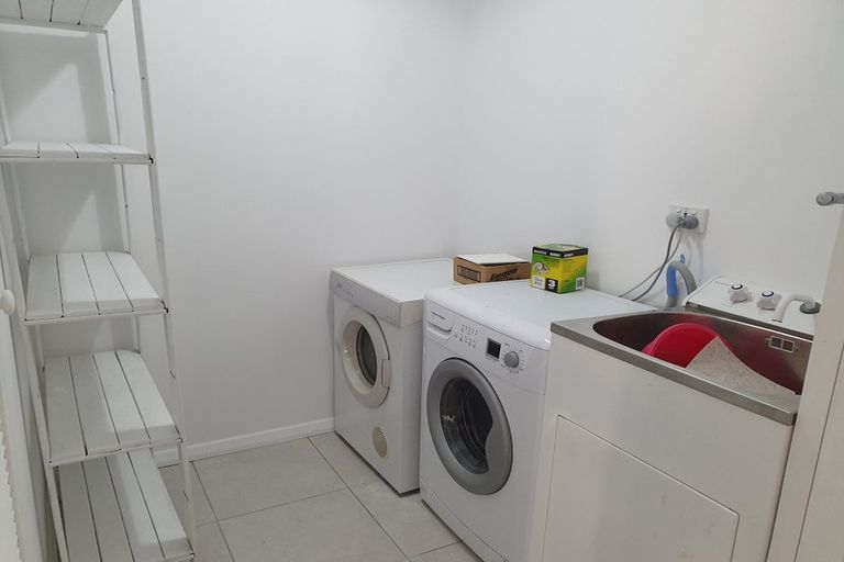 Photo of property in 298 Karori Road, Karori, Wellington, 6012