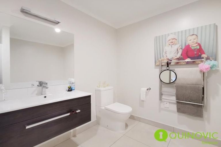 Photo of property in 52 Te Oneroa Way, Long Bay, Auckland, 0630