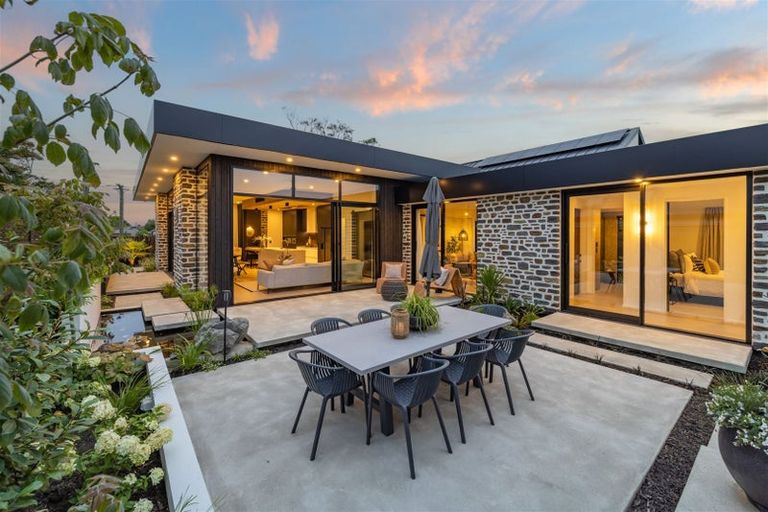 Photo of property in 97 Bryndwr Road, Bryndwr, Christchurch, 8052