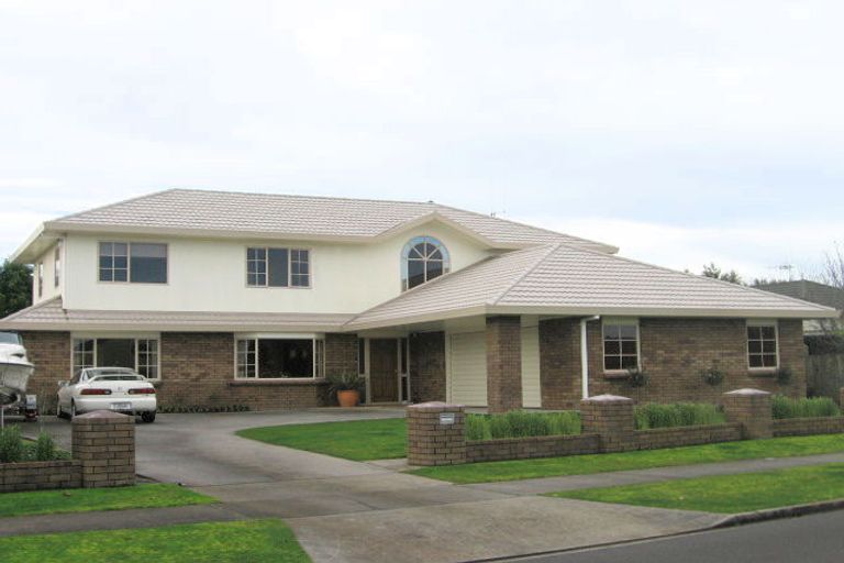 Photo of property in 5 Fernwater Place, Flagstaff, Hamilton, 3210