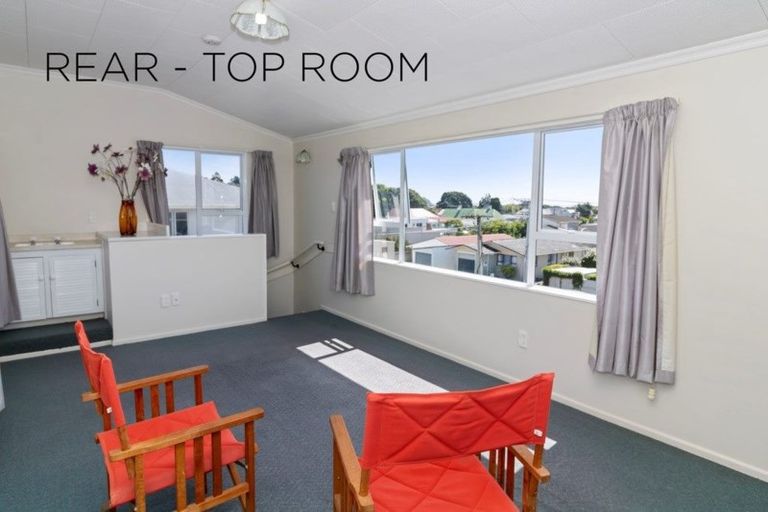 Photo of property in 21 Bulteel Street, New Plymouth, 4310