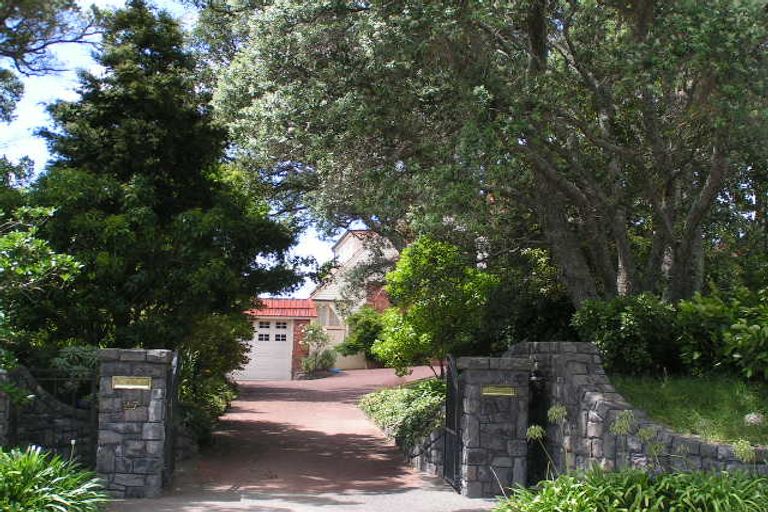 Photo of property in 27a Clifton Road, Hauraki, Auckland, 0622