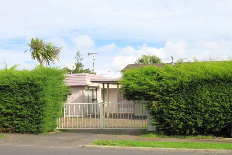 Photo of property in 85 Sunderlands Road, Bucklands Beach, Auckland, 2012