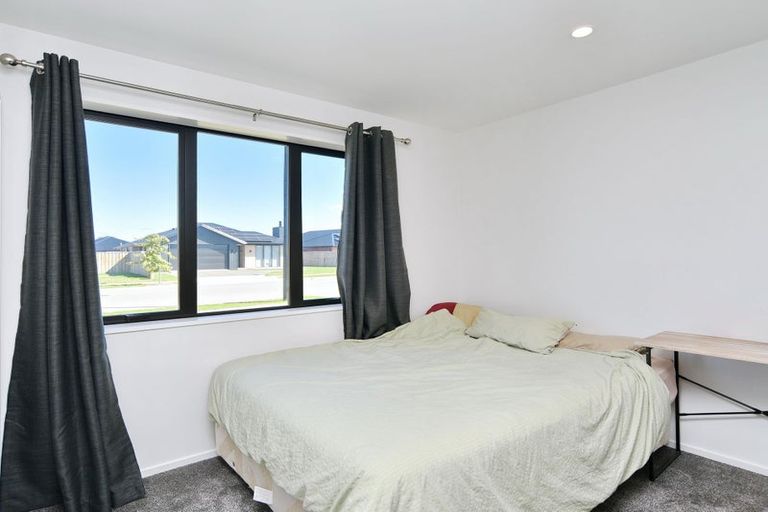 Photo of property in 16 Chambers Avenue, Woodend, 7610