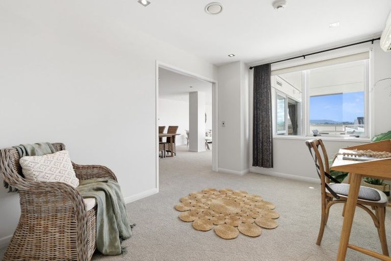 Photo of property in 12/72e Devonport Road, Tauranga, 3110