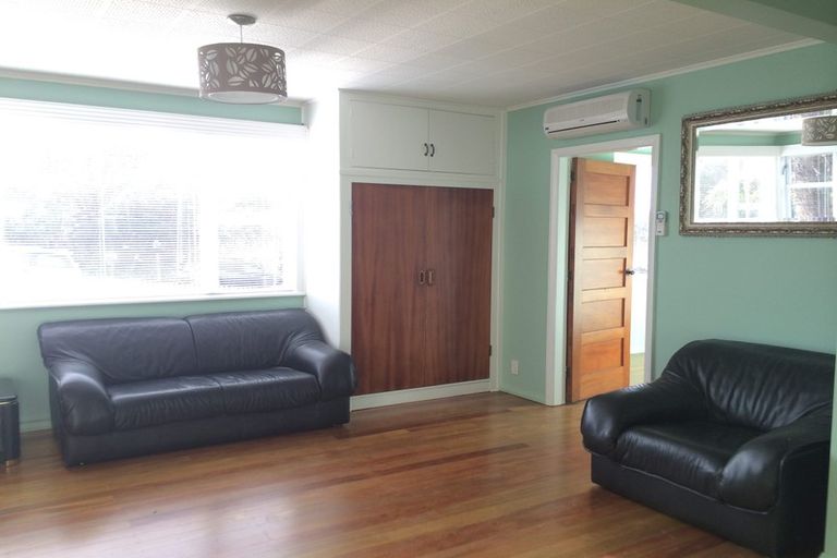 Photo of property in 3 Le Roy Terrace, Birkenhead, Auckland, 0626