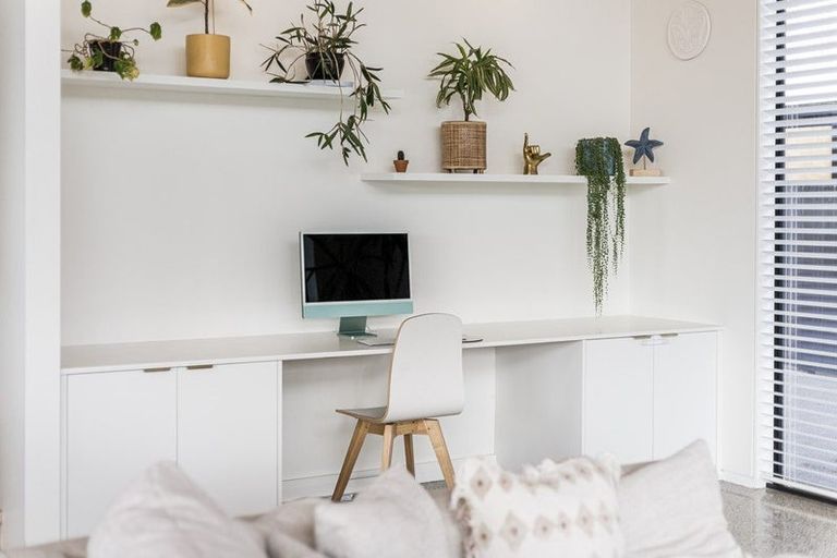 Photo of property in 58 Muri Road, Pukerua Bay, 5026