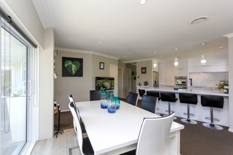 Photo of property in 423 Devon Street East, Strandon, New Plymouth, 4312