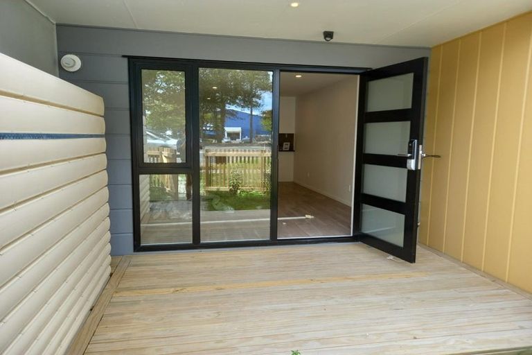 Photo of property in 7/115 Swanson Road, Henderson, Auckland, 0610