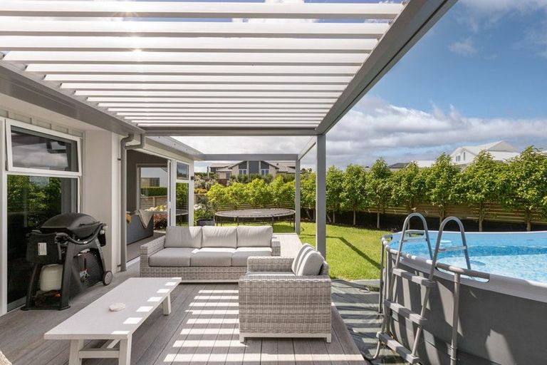 Photo of property in 19 Stingray Drive, Omokoroa, 3114