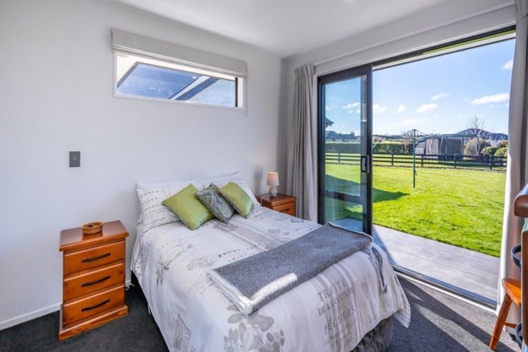 Photo of property in 14 Landsborough Drive, Darfield, 7571