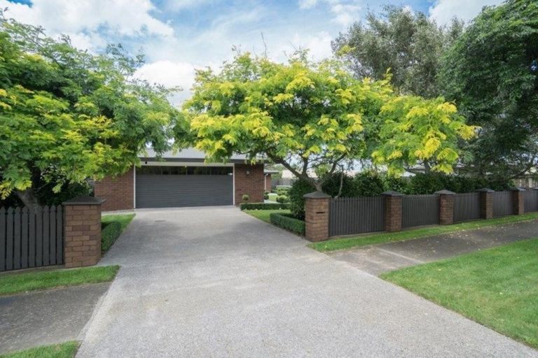 Photo of property in 74 Rata Street, Hawera, 4610