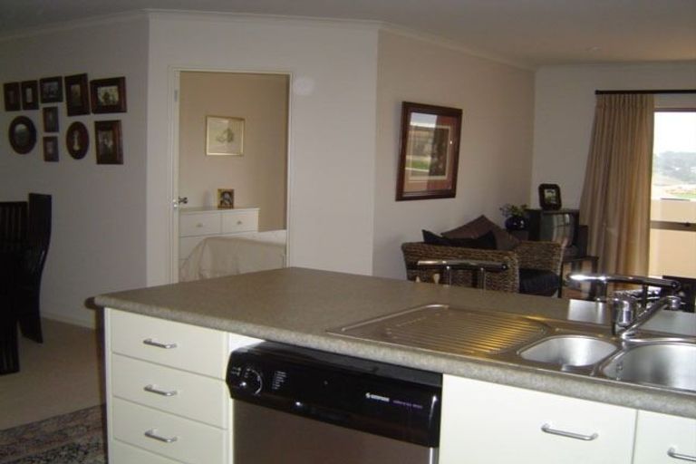 Photo of property in Santa Rosa, 25/340 Gulf Harbour Drive, Gulf Harbour, Whangaparaoa, 0930